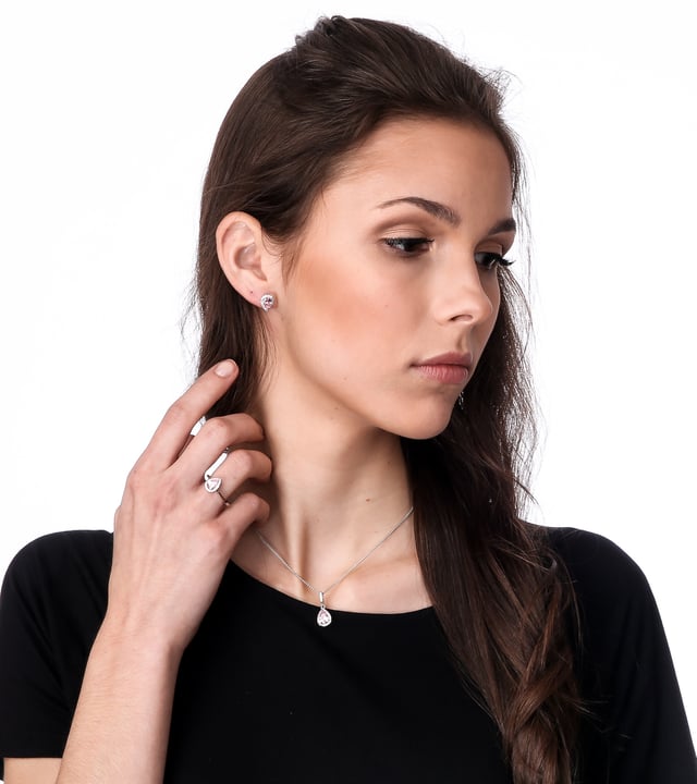 This Orphelia Stud Earrings in Silver is made of the highest quality allergy free 925 Sterling Silver. The Orphelia 'Enora' Women's 925 Sterling Silver Stud Earrings - Silver ZO-7226/PI comes delivered in a beautiful gift box and has a two year warranty - the perfect gift to spoil yourself or a loved one.