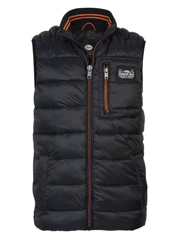 Ce gilet de corps confortable est doté d'un zip, de poches latérales et d'un logo Petrol sur la poitrine.Doudoune sans manchesZipPoche de poitrineLogo PetrolPoches latérales100% polyamideRembourrage : 100% polyester recycléLe mannequin mesure 149 cm et porte la taille 152.