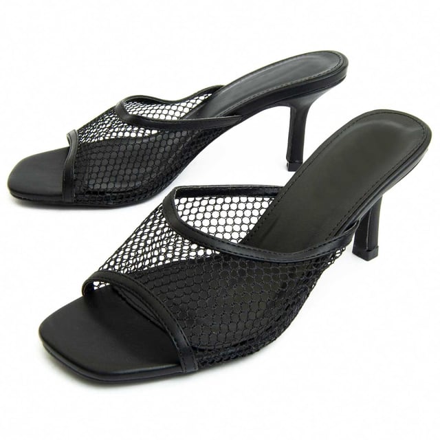 Women's high heel sandals. Comfortable fit. Padded insole. Non-slip sole. Reinforced stitching. Manufactured by other brands for our brand. Approximate size: 7 cm heel.