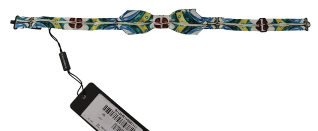 Exclusive Dolce & Gabbana Silk Bow Tie
  Stunning 100% Authentic Design
  Brand New with Tags
  Majolica Print in Tied Model
  Made of 100% Silk
  Adjustable Length Neck Strap
  One Size Fits All
  Made In Italy
  Dimensions: Width
  4cm Length
  13cm
Material: 100% Silk