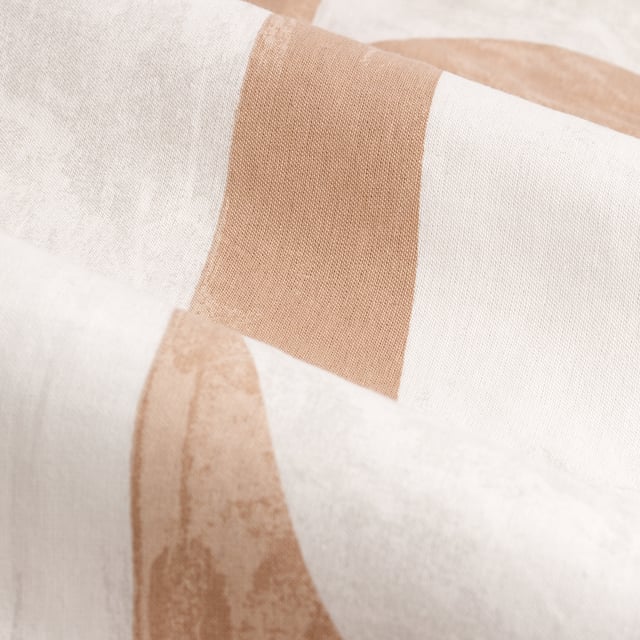 Blending modern neutrals with nature-inspired tones to create an inspiring collection of prints that stand the test of time. Create impact with simple but stylish prints. Carro is a new modern classic. Featuring a unique geometric design inspired by minimalist and abstract art, these printed eyelet curtains are woven using 100% cotton half-panama fabrics and are complete with room-darkening qualities, making them suitable for every type of home.