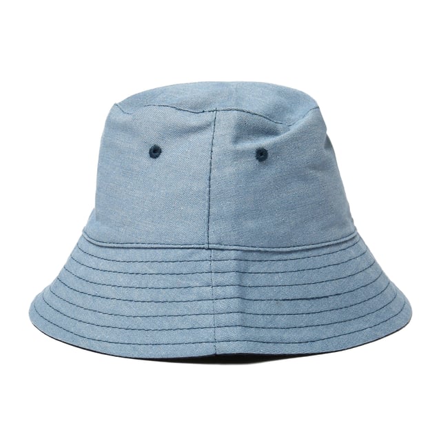 Enjoy sunny days in comfort and safety with this fun bucket hat from Peter Storm. The hat's bucket shape has been designed to shield you from the sun, with a wide brim to shade your face and let you stay out in the sun for longer. - Casual and comfortable sun hat from Peter Storm - Bucket design with wide brim for extra sun cover - 100% cotton face material and lining - Recommended activity - walking / travelling / every day wear