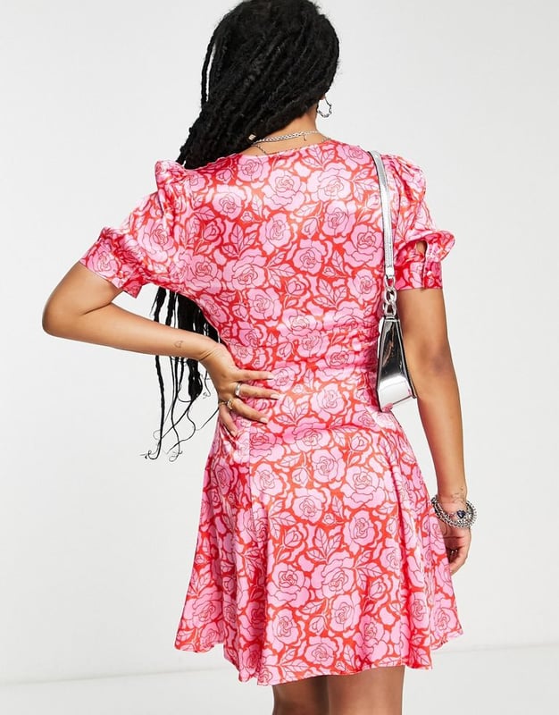 Petite button down tonal floral rose v neck mini tea dress in pink