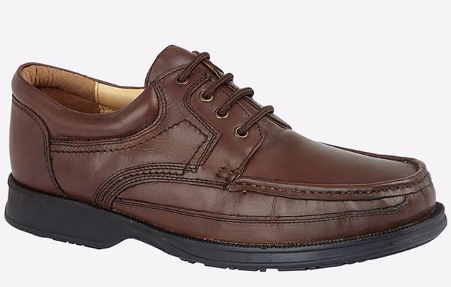 Be sure to dress smart for any occasion with these must have Roamers Newfield shoes. Designed to give your smart everyday wear a boost in style, sophisticatation and comfort every single time
- Leather upper
- Lace up closure
- Cushioned footbed
- Durable rubber outsole