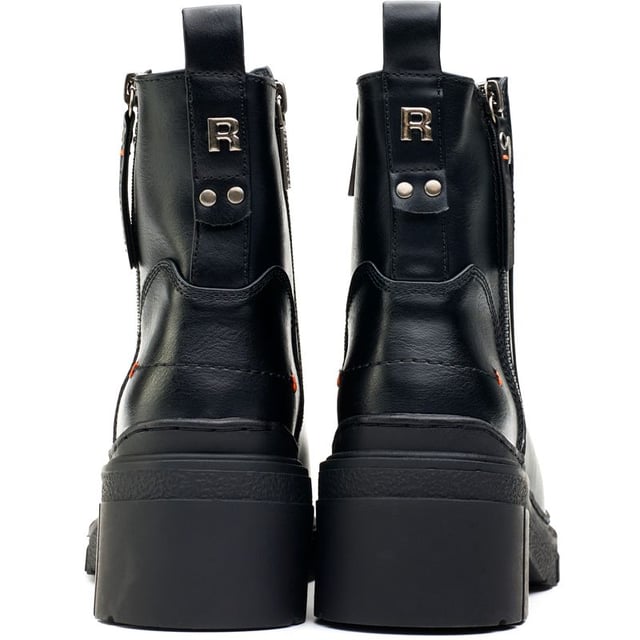 Botas negras Refresh con cremallera interior para mujer, fabricadas en sintético y suela de goma. Incluye: cremallera interior, forro acolchado, suela con tacos, cremallera exterior sintética y altura del tacón 5cm.