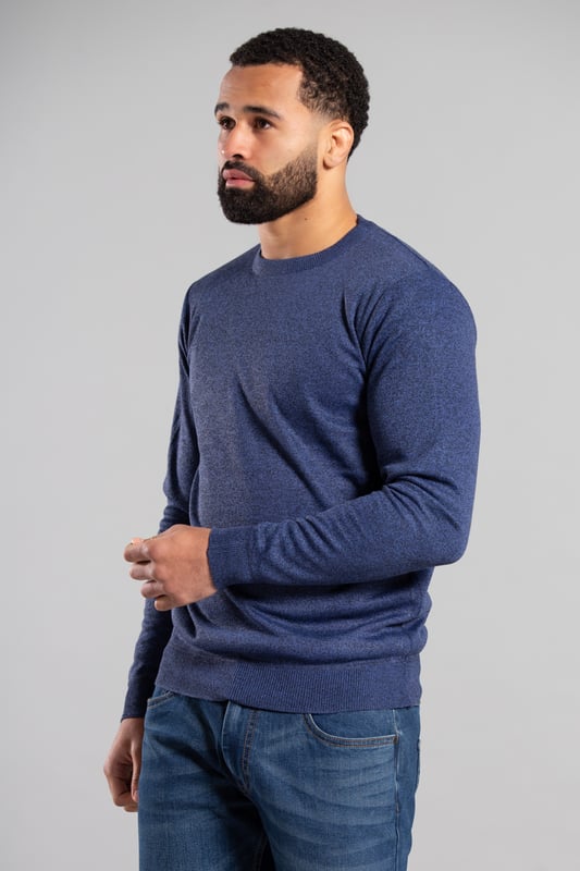 Stay on-trend with this Kensington Eastside birdseye knit, crewneck jumper. Crafted from high-quality materials, this timeless piece boasts a comfortable and stylish fit. Perfect for any occasion, dress it up or down. Machine washable for easy care.