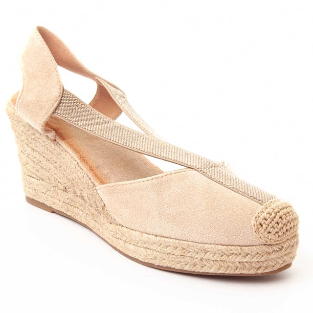 Esparto-Grass Wedge für Damen. Bequemer Sitz. Gepolsterte Einlegesohle. Rutschfeste Sohle. Verstärkte Nähte. Von anderen Marken für unsere Marke hergestellt. Ungefährer Maß: 8 cm Keil und 2 cm Plateau.