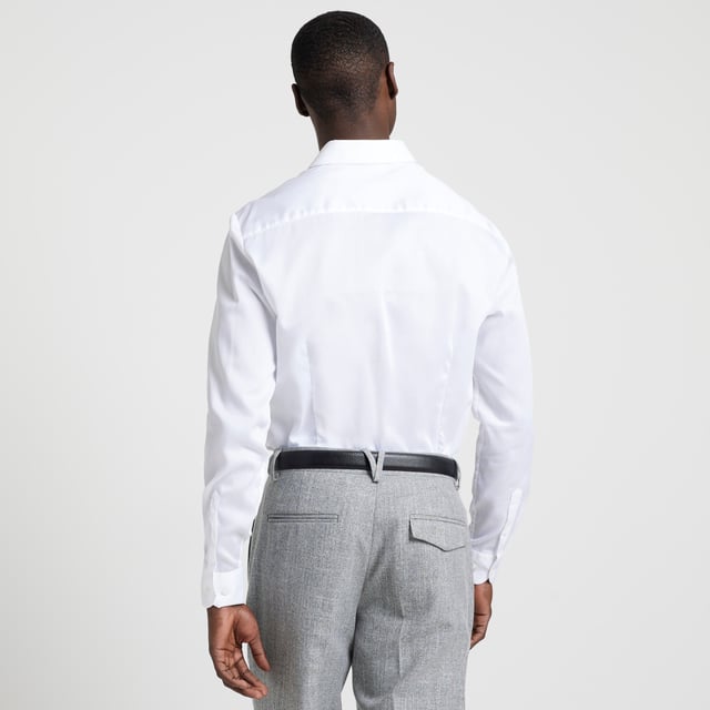 Premium Egyptian cotton, Slim fit, Easy iron finish, Collared, Long sleeve, Cuffed, Button fastening