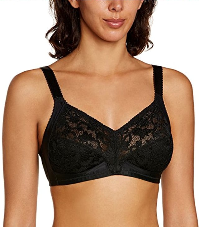 The Triumph Delicate Doreen unwired bra can look back on a successful career spanning almost 50 years. The Doreen bra was launched for the first time in 1966 and has been a Triumph best-seller ever since. Continuous improvements in ever more precious materials and designs have now culminated in the softest, most filigree version of this Triumph best-seller: the Delicate Doreen unwired bra. The proven cut in retro look is preserved and enhanced by modern lace details and more elegant design. Maximum wearing comfort and support paired with super-soft high quality materials are the stunning product. For romantic women with a soft spot for a nostalgic look, this classic is bound to be the unrivalled favourite of the collection..