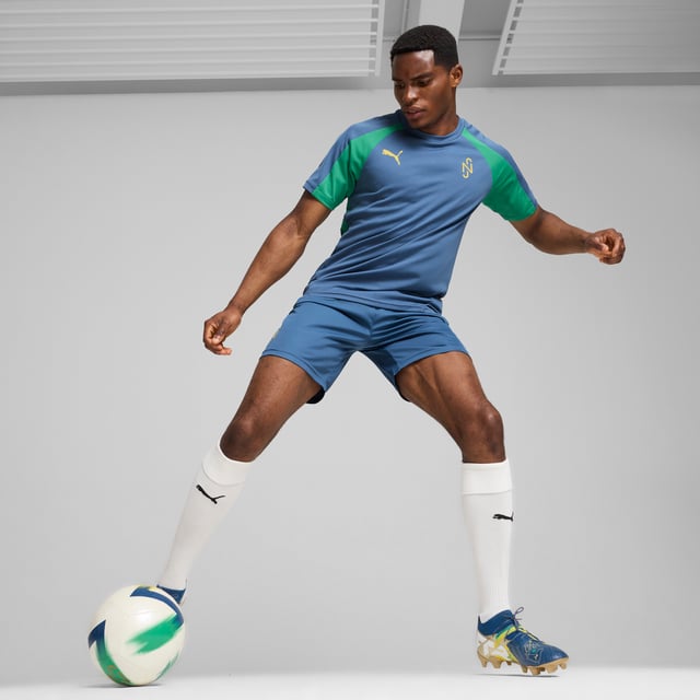 PRODUCT STORY : Inspire your game with Neymar Jr's signature shorts. Built for speed and skill, these lightweight, breathable knit shorts keep you flying down the wing and dancing past defenders. Make a statement and show off your Brazilian flair - the "BNA" collection stands for Brazilian Natural Abilities, playing on the DNA that is naturally embedded into such great footballing talent and the culture where Neymar Jr comes from. FEATURES & BENEFITS :  Made with 100% recycled material excluding trims & decorations. dryCELL: Performance technology designed to wick moisture from the body and keep you free of sweat during exercise.  DETAILS :  Regular fit. 140 gsm, Interlock. Medium rise. Open pockets. PUMA branding details.  Our model is 186 cm tall and is wearing size  M UK.