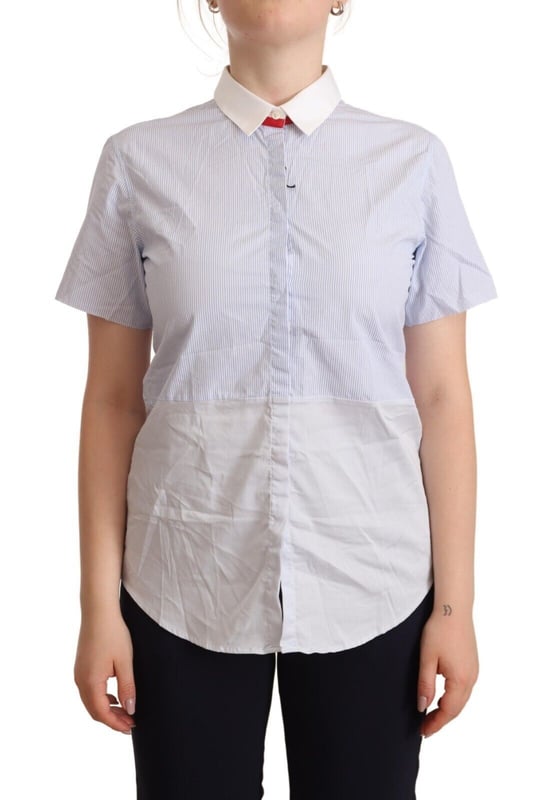Nuevo con etiquetas  
100% auténtico polo AGLINI  
Mangas cortas  
Cierre con botones  
Cuello con solapa  
Color: Azul claro  
Detalles de logo  
Material: 100% algodón  
Material: 100% algodón