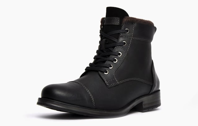 These Catesby England Rockford leather boots are a welcome addition to any modern day mans wardrobe, featuring a traditional eyelet lace fastening system with an additional side zip fastening for added comfort and security.
 Designed to keep you warm during the winter season, these boots feature a textile inner lining, padded ankle collar and a robust treaded sole unit to take on the roughest terrains and harshest environments
 - Premium leather upper
 - Zip fastening for easy on/off wear
 - 6 Eyelets with a traditional lace up secure fastening
 - Padded ankle collar
 - Comfortable textile inner lining
 - Rugged outsole delivers unbeatable grip and wear