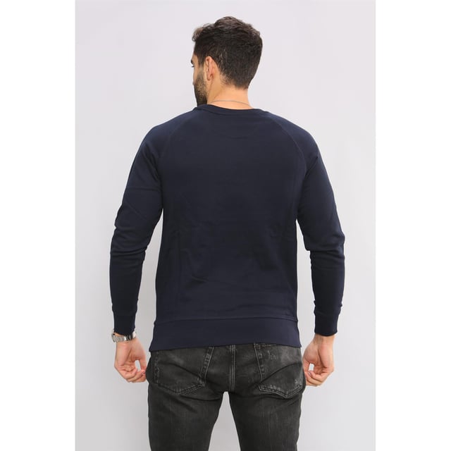 These Original Designer Gant Sweatshirts feature the brands Classic Logo, crew neck collar, ribbed cuffs and hem. Crafted with Cotton Blend, these Gant Shield Sweatshirts are Machine Washable