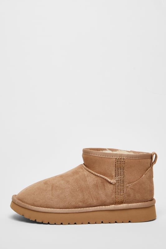 - Faux suede - Diamante detail - Faux fur lining - Pull on - Always check the wash care label