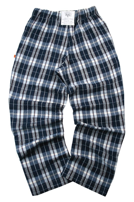Experience ultimate comfort with our Unisex Check Brushed Cotton Lounge Pants, designed for both men and women. Crafted from soft, breathable brushed cotton, these lounge pants offer a cosy, relaxed fit perfect for lounging at home or casual wear. The classic check adds a stylish touch, while the elastic waistband ensures a comfortable, adjustable fit. These pants are warm, durable, and ideal for the winter season. Whether you're unwinding after a long day or enjoying a lazy weekend, our brushed cotton lounge pants are the perfect blend of style and comfort.
