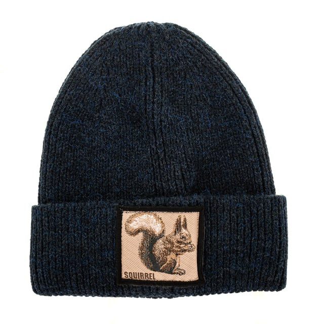 Men's hat John Frank.
 Hat with a very pleasant touch.
 Beanie with sewn label hem and animal print.
 Composition: 86% Acrylic, 9% Polyester, 5% Polyamide
 Care:
Hand wash at max temperature. 30º.
 Do not use bleach.
 It does not allow the use of a dryer.
 Iron at max temperature. 110º.
 Do not dry clean.