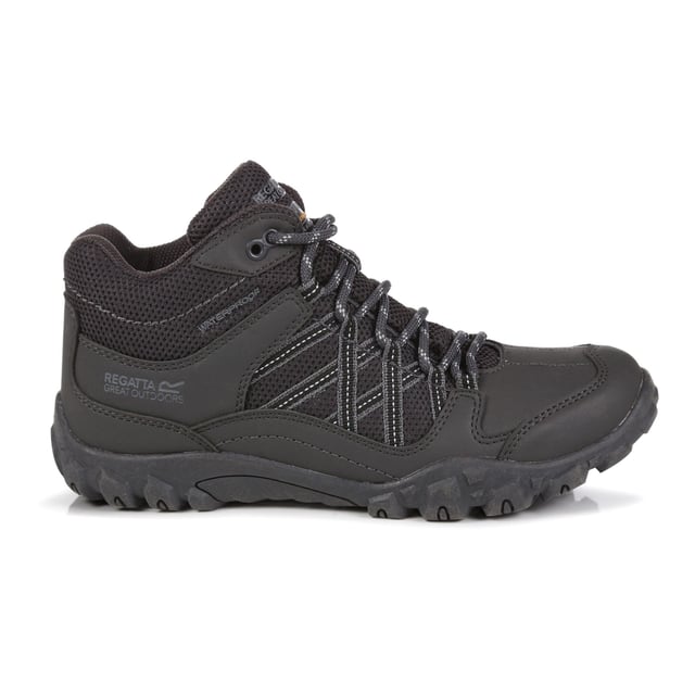 Regatta Womens/Ladies Edgepoint Waterproof Walking Boots Material: PU nubuck: 100%. Hydropel water resistant technology. Isotex waterproof footwear. Seam sealed with internal membrane bootee liner. PU nubuck and breathable mesh upper. Deep padded neoprene collar and mesh tongue. Rubberised toe and heel bumpers. EVA comfort footbed. Stabilising shank technology for underfoot protection and to reduce foot fatigue. Lightweight low profile rubber outsole. Great grip and hardwearing.