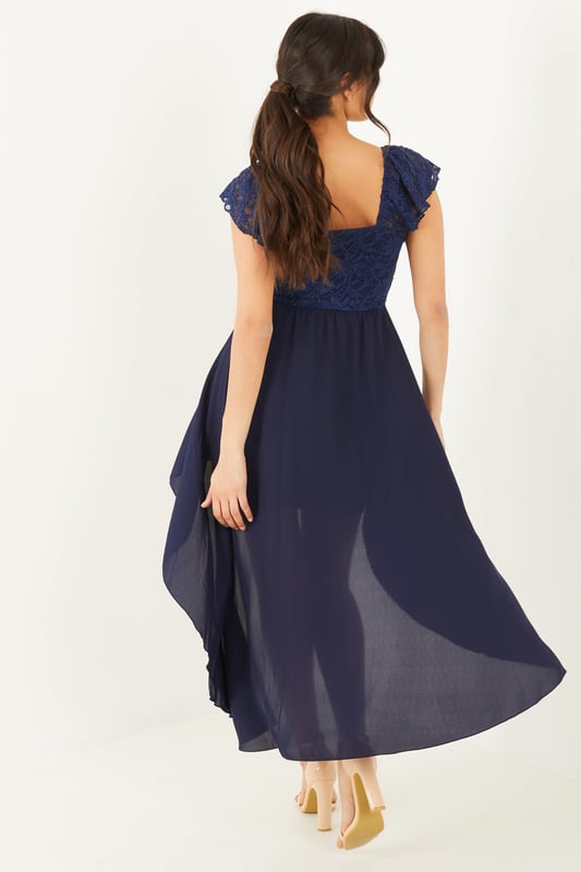 - Glitter finish  - Lace bodice  - Dip hem  - Sweetheart neckline  - Cap Sleeve  - Length: 125cm approx  - Model height: 5' 8"  - Model wears UK 8 / EUR 36 / US 4