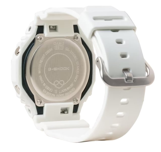 This Casio G-shock Analogue-Digital Watch for Men is the perfect timepiece to wear or to gift. It's White 44 mm Round case combined with the comfortable White Plastic watch band will ensure you enjoy this stunning timepiece without any compromise. Operated by a high quality Quartz movement and water resistant to 20 bars, your watch will keep ticking. Share the sparkle of winter with a loved one — a pair of colorful timepieces from the Seasonal Collection 2023, available in a range of designs perfect for casually coordinating outfits. This Analogue-Digital watch has a calendar function: Day-Date , Stop Watch , Countdown , Worldtime , Alarm and Light High quality 21 cm length and 22 mm width White Plastic strap with a Buckle Case diameter: 44 mm,case thickness: 11 mm, case colour: White and dial colour: Blue