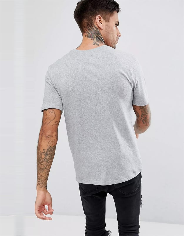 Nike Crew Neck Club Mens T Shirt.     
Cotton Jersey Tee.     
Ribbed Crew Neck and Short Sleeves.     
Embroidered Swoosh and Nike Logo.          
Standard Fit for A Relaxed, Easy Feel.