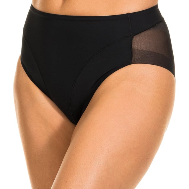 Secrets Janira Braguita 
 Black color 
 Flat belly effect. 
 Elastic waistband 
 No seams, it does not leave a mark. 
 It combines the thong effect with the flat belly effect. 
 Comfortable and breathable semi-transparent fabric at the back. 
 Inner lining 
 Seams seen in tone. 

 Composition: 72% Polyamide. - 28% Elastane. 

 Care: 
 - Wash at max. 30º temperature. 
 - Do not use bleach. 
 - Do not use dryer. 
 - Do not iron. 
 - Do not dry clean.