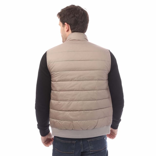 Mens Belstaff Down Filled Nylon Circuit Gilet in grey.- Adjustable throat latch with knurled buckle.- Exposed centre zip closure.- Multi-stitched side pockets with snap-button closure.- Channel quilted gilet.- High-density  water-repellent nylon fabric.- Lightweight and compressible.- 100% Polyamide.- Ref: 105297CRGRY