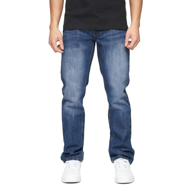 60% Baumwolle, 40% Polyester. Gewebe: Denim, Marmorwäsche. Design: Used-Look, Geprägt, Logo. Taschenart: Zwei Seitentaschen, 2 Taschen hinten, Eine Münzentasche. Hosenschlitz mit Reißverschluss. Rückenaufnäher, Gürtel, Gürtelschlaufen, Knöpfe mit Logo, Kontrastnähte, Vernietet. Taille: Kontrastierter Innenbund. Passform: Gerade.