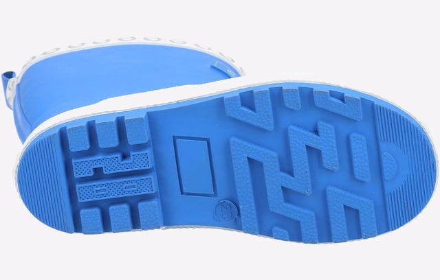 Gorgeous wellington for juniors who are looking for a splash of colour in their wardrobe! Fully rubber upper with memory foam footbed for extra comfort whilst splashing in those puddles!
- Colourful printed rubber upper- Textile lined with removable memory foam insole- Rubber traction sole unit with chunky cleated heel