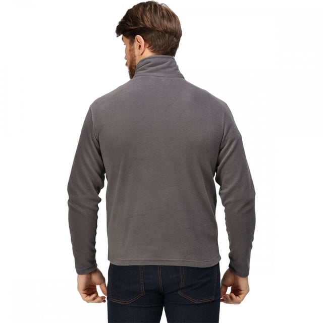 Stof: Microfleece. Ontwerp: Eenvoudig. Stoftechnologie: Lagenlite. Lichtgewicht, vochtafvoerend, sneldrogend. Mouwtype: Met lange mouwen. Hals: Ritssluiting. Zakken: 2 Zakken met rits. Bevestiging: Ten voeten uit, ritssluiting.