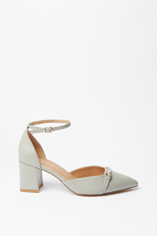 Wide fit dolly shoes discount