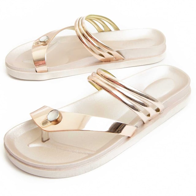 Sandalia casual para mujer. Calce cómodo. Cosido reforzado. Fabricado por otras marcas para nuestra marca.