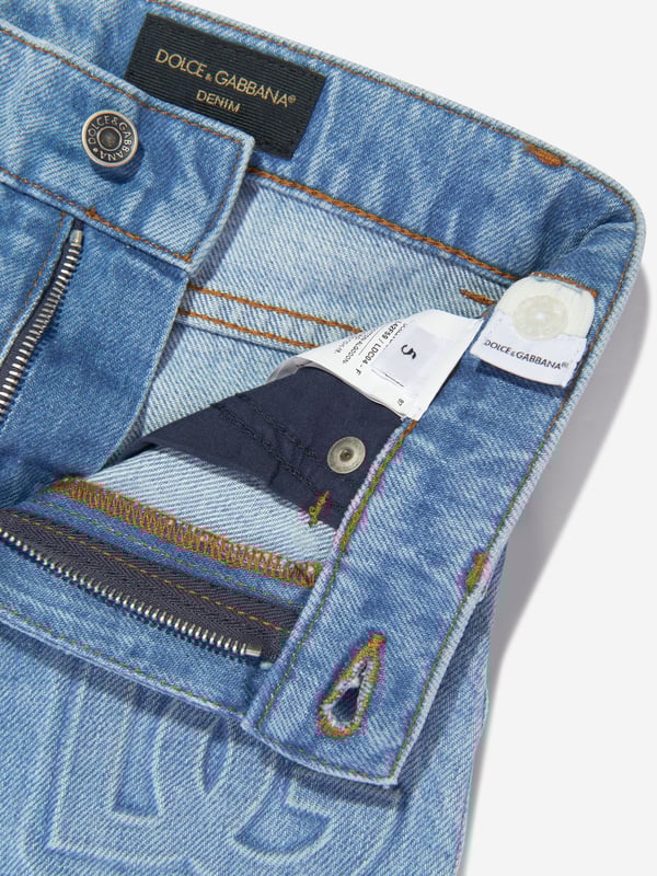 Dolce  Gabbana incorporate passion and enigmatic detailing into their exquisite designs. These unisex skinny jeans capture the Italian label's passion for innovation combined with a daring pathology embodied in aesthetics. Crafted in beautiful cotton denim with an intricate detailed 'Milano Dept DG' side logo via a traditional five-pocket design and silver embellished branded tag on the back.  Regular Fit 100% Cotton