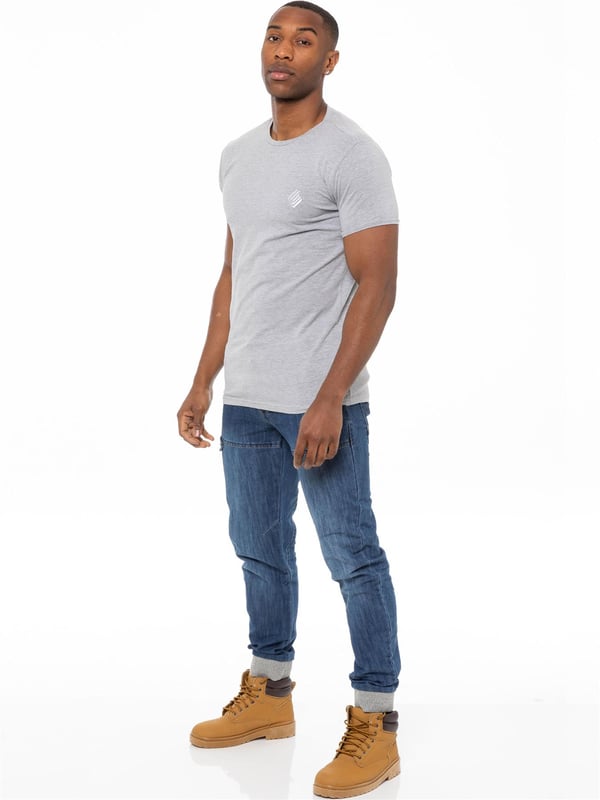 Cuffed jeans and sneakers store