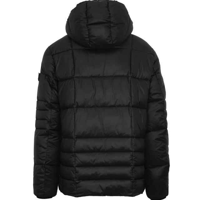 Mant�ngase elegante y elegante con la chaqueta negra acolchada Plein Sport. El dise�o simple agrega un toque de sofisticaci�n, mientras que el interior acolchado asegura el calor y la comodidad. �Perfecto para cualquier individuo de moda! Palabos frontales de cierre de cremallera, 2 bolsillos de cierre de cremallera, capa de cierre central de cremallera, relleno: 100% poliamida, forro: chaqueta acolchada de 100% de poli�ster, estilo de cierre de cremallera: UPPS26E 99