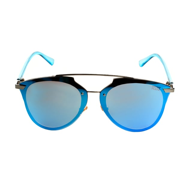 Must Have unisex sunglasses with a cat eye design and metal frame, perfect for an elegant and sophisticated style.

 UV 400 polarized lenses block 100% of UVA and UVB rays, reducing glare and providing clearer, more comfortable vision.

 The design includes the brand's logo engraved on the temples and discreetly on one of the lenses, highlighting its authenticity and distinctive character.

 They include a soft cleaning cloth to keep your lenses spotless and a protective case to store them safely.

 Perfect for complementing any look, these glasses are ideal for those looking for protection and style in one piece.
 Measures: Lens height: 53 mm, Lens width: 58 mm, Bridge: 15 mm, Temples: 142 mm
 Composition: Metal, Polycarbonate
 Care:
- Wash only with water or, if necessary, a mild soap.
 - Dry with a soft cloth to avoid scratches.
 - Avoid contact with harsh surfaces or abrasive liquids.