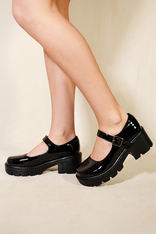 A touch of the classic and a dash of the modern make these sandals a versatile addition to any wardrobe. No matter how you're feeling, there's something about these trendy sandals that will put a smile on your face. The chunky block heel, buckle fastening strap give this pair a little extra sass and sophistication. So, whether you're dressing up or down, these gorgeous block heels will always keep you shining loud and proud.