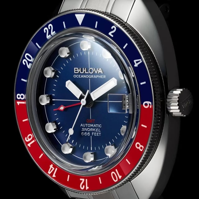 This Bulova Oceanographer Analogue Watch for Men is the perfect timepiece to wear or to gift. It's Silver 41 mm Round case combined with the comfortable Silver Stainless steel watch band will ensure you enjoy this stunning timepiece without any compromise. Operated by a high quality Automatic movement and water resistant to 20 bars, your watch will keep ticking. With the new men’s Oceanographer GMT, Bulova brings exceptional functionality to one of its iconic designs. This Analogue watch has a calendar function: Date , Luminous Hands , Luminous Numbers and Screw Down Crown High quality 21 cm length and 19 mm width Silver Stainless steel strap with a Fold over with push button clasp Case diameter: 41 mm,case thickness: 14 mm, case colour: Silver and dial colour: Blue