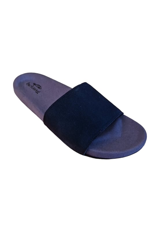 Flache Slingback-Sandale mit Spitze im Ristbereich. Sie hat eine bequeme Sohle.