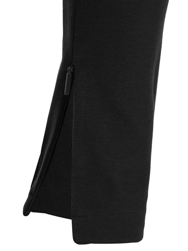 65% viscosa, 30% poliamida, 5% elastano; Pantalones Armani Exchange;  Modelo: 3GYP13YJK9Z1200;  Mano de obra de alta calidad;  Ajustado;  Cierre: gancho, cremallera;  Dos bolsillos ribeteados en la parte trasera;  Cremallera vertical a la altura del tobillo;  hebillas de cinturon;  Detalles del logotipo de Armani Exchange