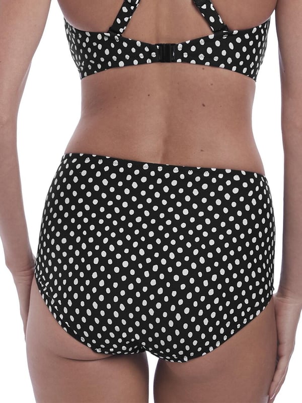Fantasie Santa Monica High Waist Bikini Brief in Black and White. Lined with side panel seams and higher coverage. Product is made of 89% Nylon/Polyamide, 11% Elastane and is hand-wash only.