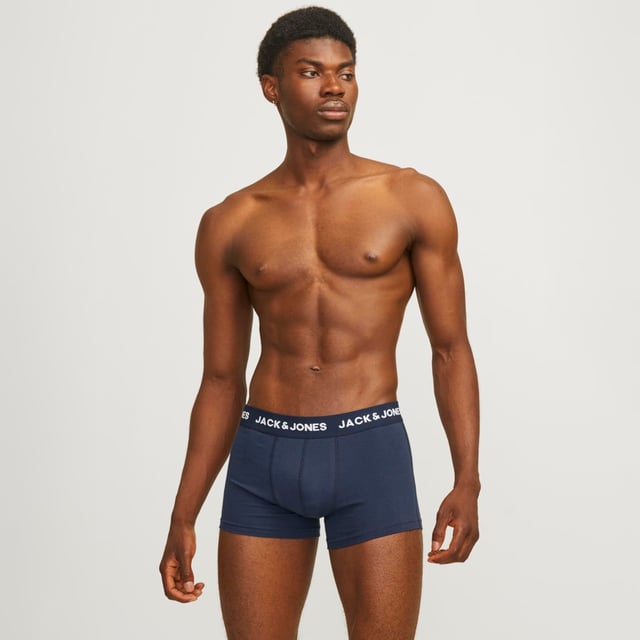 Herren-Boxershorts 12er-Pack Jacsolid der Marke Jack & Jones.  Marke: Jack & JonesModellname: 12er-Pack JacsolidKategorie: Herren-BoxershortsMaterialien: Baumwolle, ElasthanFarben: schwarz, blau, grau, weiß
