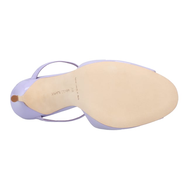 Zusammensetzung: 100 % Kalbsleder

Innenmaterial: Leder

Einlegesohle: Leder

Sohle: Leder

Runde Zehenform

Lackeffekt

Verstellbarer Knöchelverschluss mit Schnalle

Absatzhöhe 10,5 cm

Hergestellt in Italien