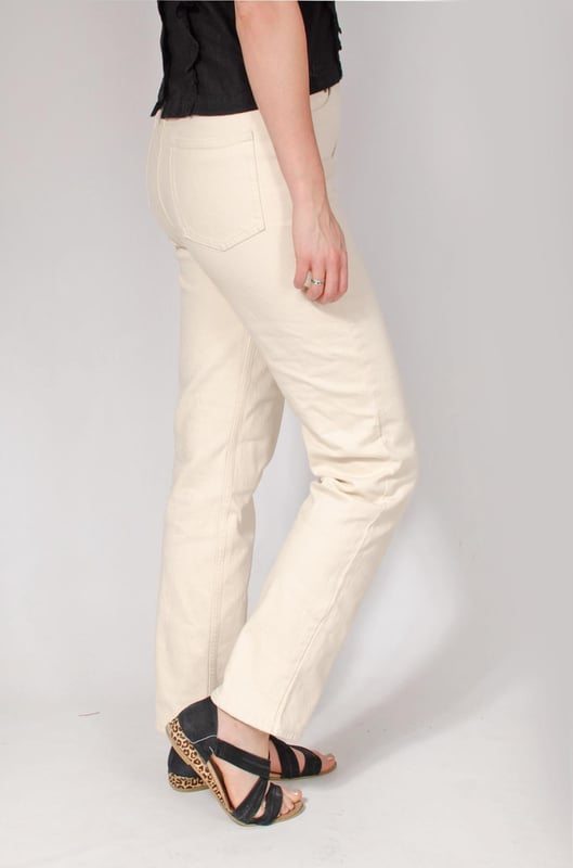 Experience all-day comfort with the high-quality denim fabric and flattering slim leg silhouette, ideal for creating chic and polished looks. Complete your wardrobe with these versatile jeans, perfect for pairing with your favorite tops and shoes for a stylish ensemble. Fit: Slim, Sizing: These run quite large - You may wish to order one size down (see size chart)