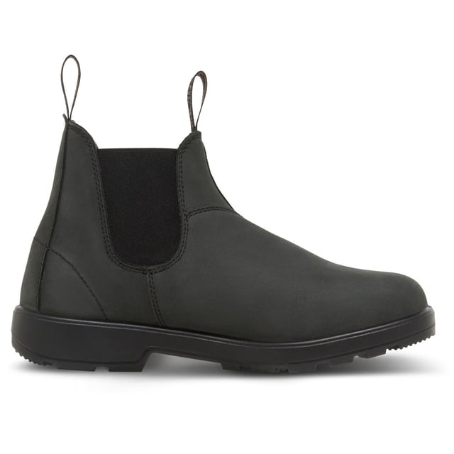 The Brunswick boot takes Hard Yakka's renowned comfort and durability to another level. They're equally suited to the hustle and bustle of urban city living, or adventurous weekend getaways.