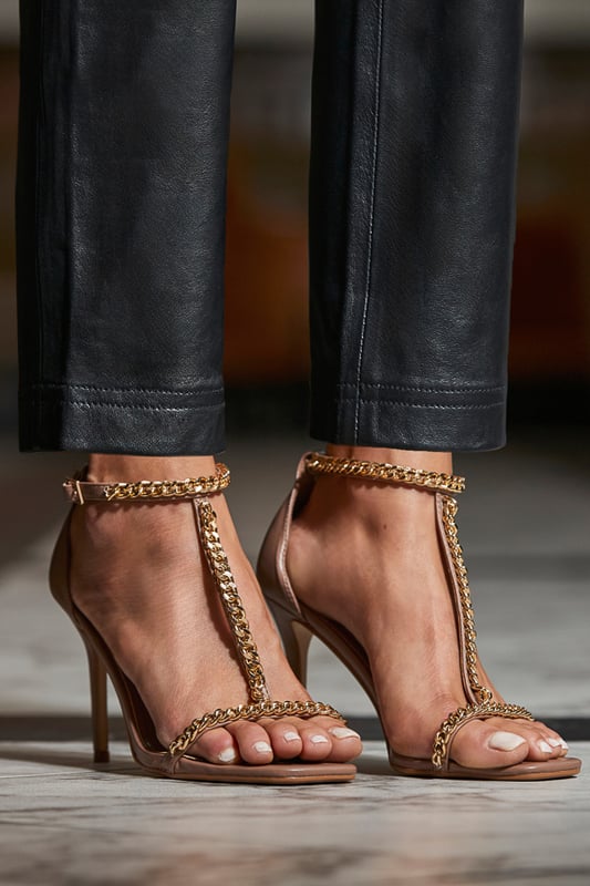 Outfit upgrade, incoming
Head-turning chain embellishment
Wear-with-everything tan leather
For Saturday night drinks or special occasions
Style with a statement dress or elevate jeans and a nice top