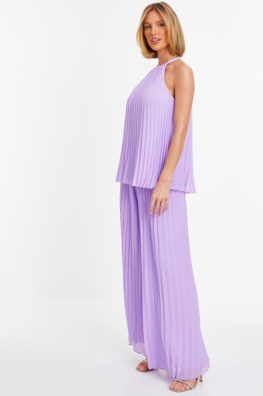 - Chiffon finish - High neckline - Pleated style - Model height: 5' 7" - Model wears uk 8 / us 4 / eur 36 - Always check the wash care label, cool hand wash with mild detergent