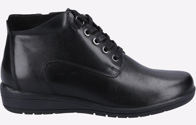 Treat your feet to these timelessly elegant ladies ankle boots from Fleet & Foster. Columbia is an easy to wear simplistic style crafted in quality leather with lace front, memory foam footbed and padded collar for extra comfort.- Memory foam footbed- Secure lace fastening- Padded collar for extra comfort- TPR sole
