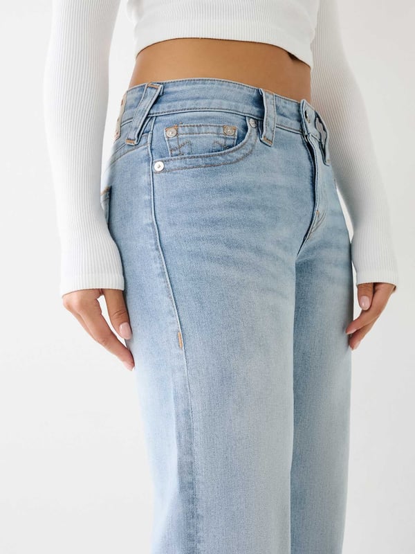 Relax your denim style with the Bobbi Baggy Jean. This relaxed fit women's baggy jean features fading, 3D whiskering, clean hardware, and classic gold stitching. Finished with 1/2" horseshoe detailing along the back pockets.    