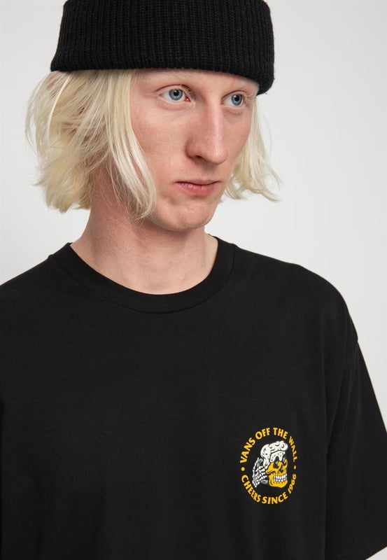 The Drain EM Dry Classic Fit T Shirt is a Short Sleeve T-shirt Made From Heavyweight 100% Carded Ring Spun Cotton With Left Chest and Back Skeleton Logo Graphics.