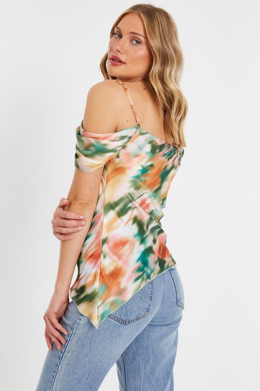- Satin finish - Marble print - Cowl neckline - Drop shoulder - Chain detail - Model height: 5' 7" - Model wears uk 8 / us 4 / eur 3 - Always check the care wash label. cool hand wash with mild detergent